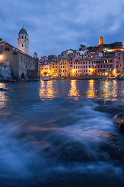 Ligurie, Vernazza, heure bleue