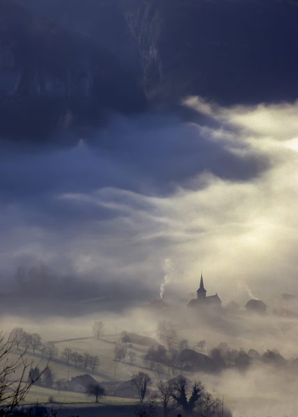 Alps, Isère, Chartreuse, brume, St Christophe la Grotte