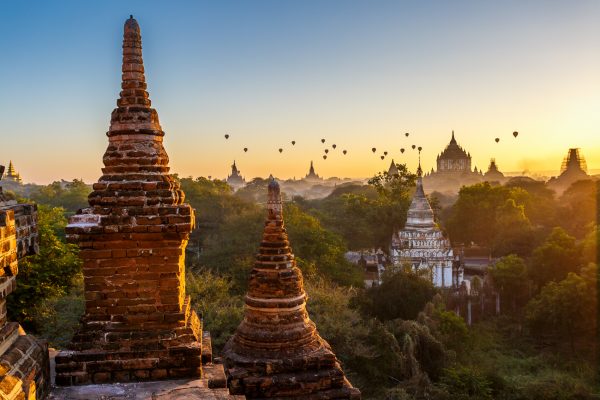 Myanmar, Birmanie, Bagan et montgolfières