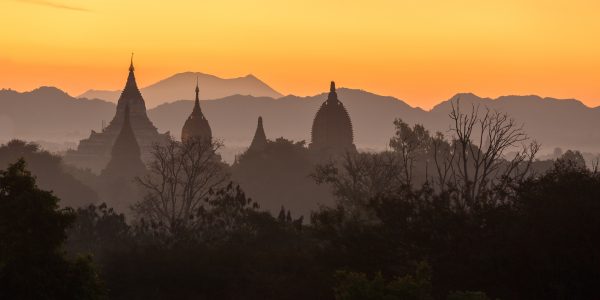 Myanmar, Birmanie, Bagan, lever du soleil