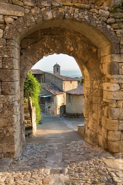 Village médiéval du Lubéron (Vaucluse), stage photo en Provence