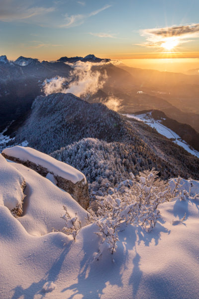 photo de paysage en Chartreuse au coucher de soleil en hiver