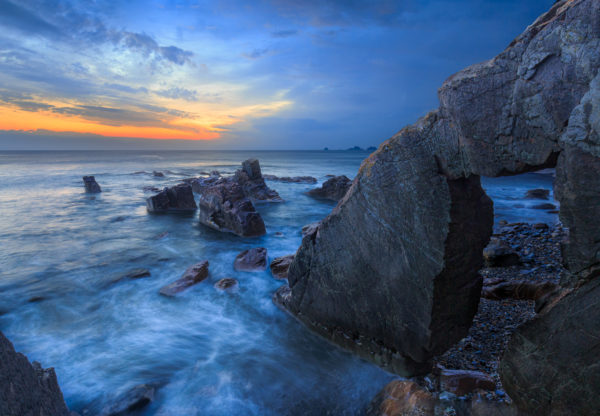 Arche minérale à l'heure bleue, stage photo en Bretagne, Crozon